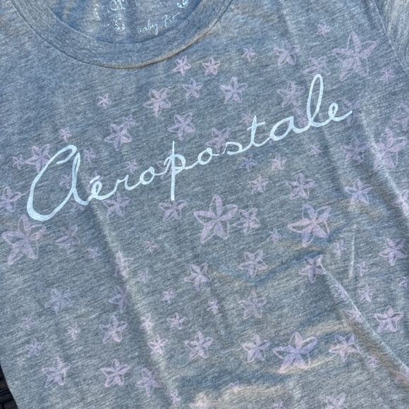 Aeropostale women’s tshirt- size M - Picture 2 of 3